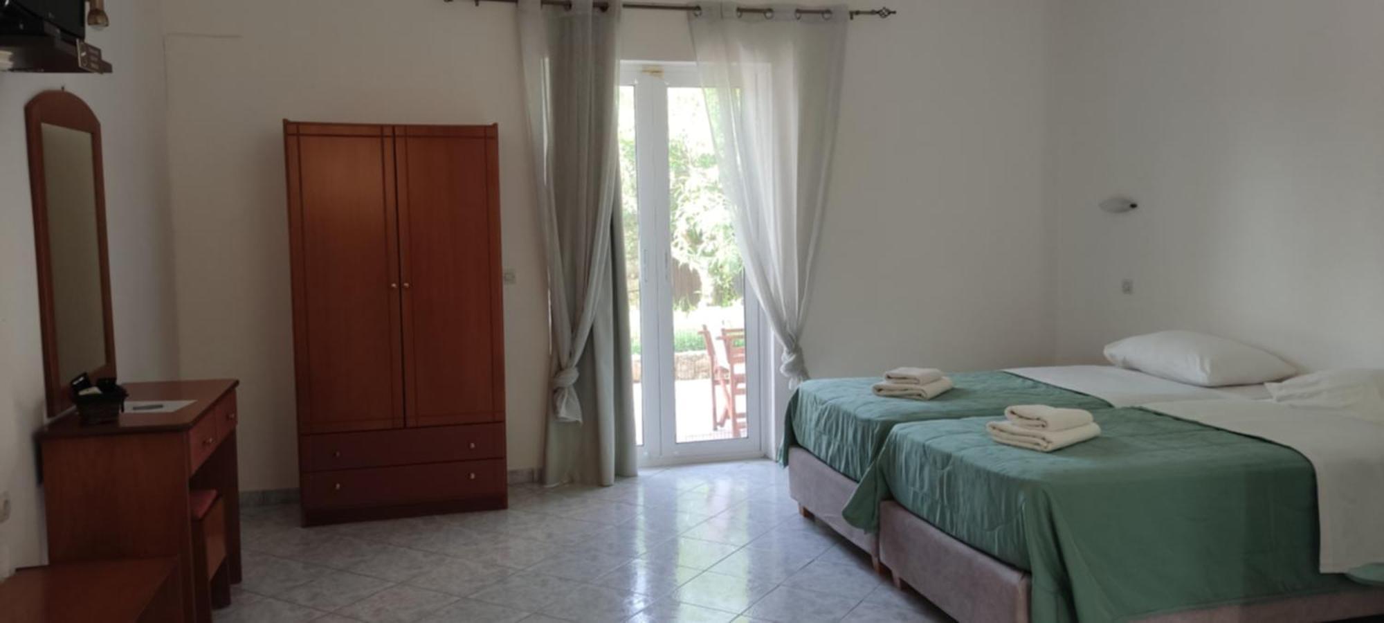 Corfu Pearl Aparthotel Liapades Exterior foto